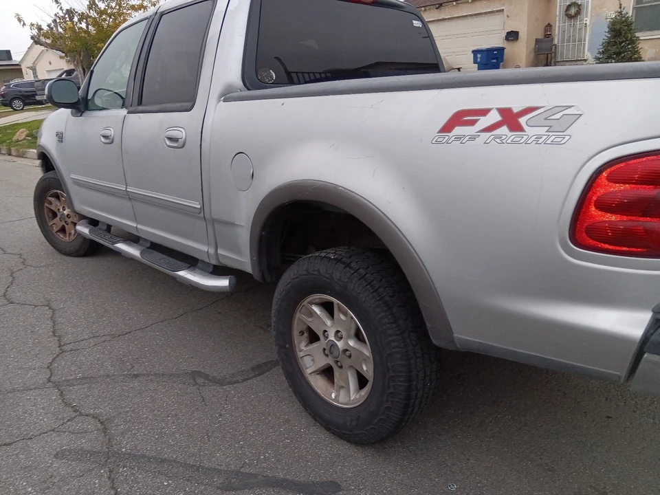 2002 Ford F-150 10th Gen - Image 8 of 11