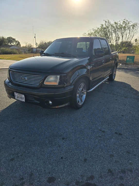 2002 Ford F-150 10th Gen - Image 2 of 21