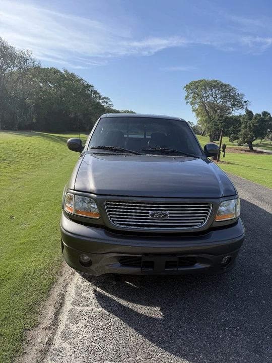 2002 Ford F-150 10th Gen - Image 3 of 31