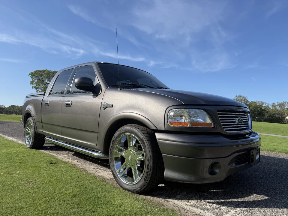 2002 Ford F-150 10th Gen - Image 2 of 31