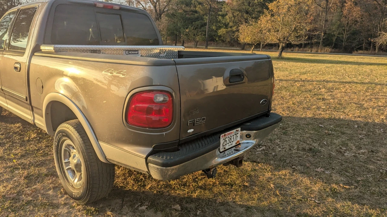 2002 Ford F-150 10th Gen - Image 13 of 21