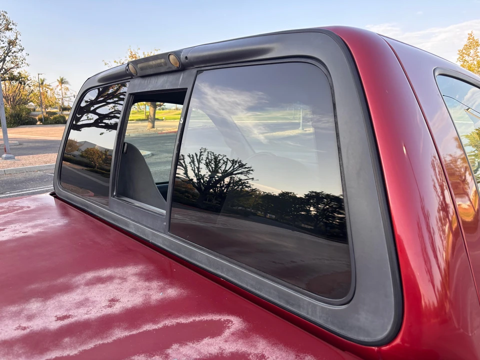 2002 Ford F-150 SVT Lightning 10th Gen - Image 22 of 31