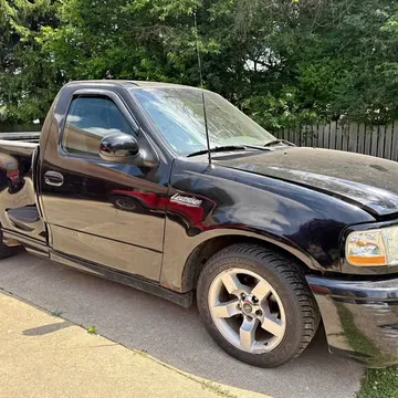 2002 Ford F-150 SVT Lightning