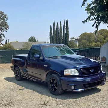 2002 Ford F-150 SVT Lightning