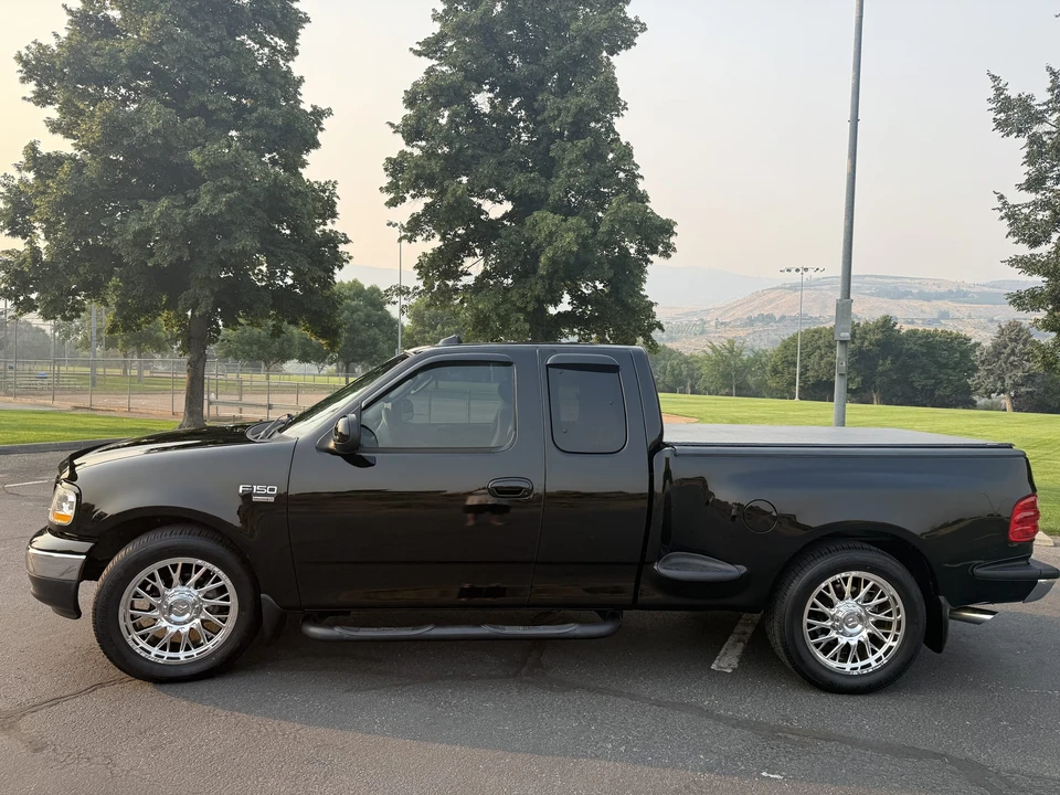 2002 Ford F-150 10th Gen - Image 9 of 31