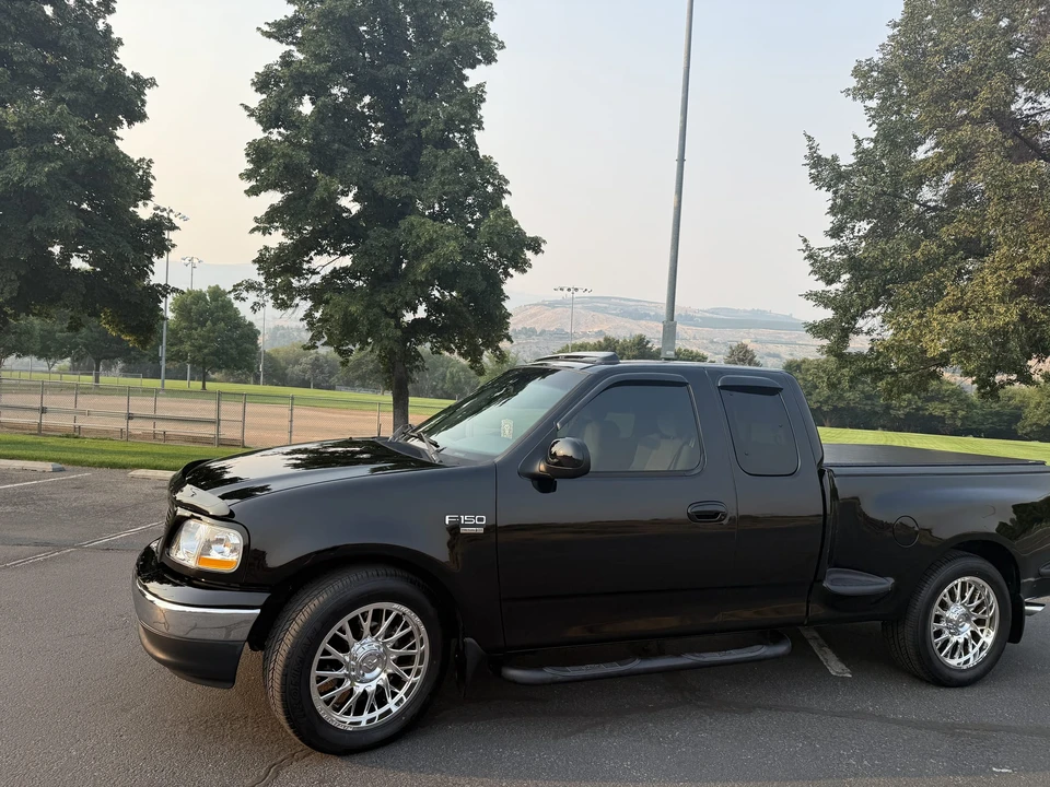 2002 Ford F-150 10th Gen - Image 10 of 31