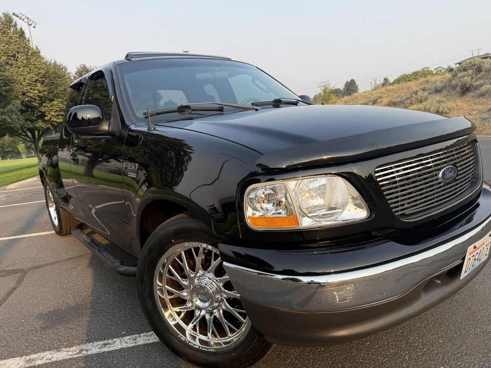 2002 Ford F-150 10th Gen - Image 14 of 31