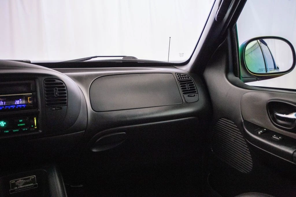 2002 Ford F-150 10th Gen - Image 5 of 12