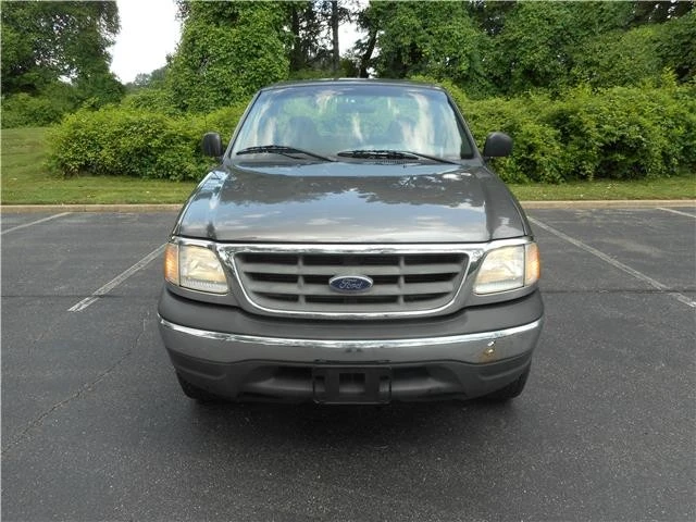 2002 Ford F-150 10th Gen - Image 11 of 12