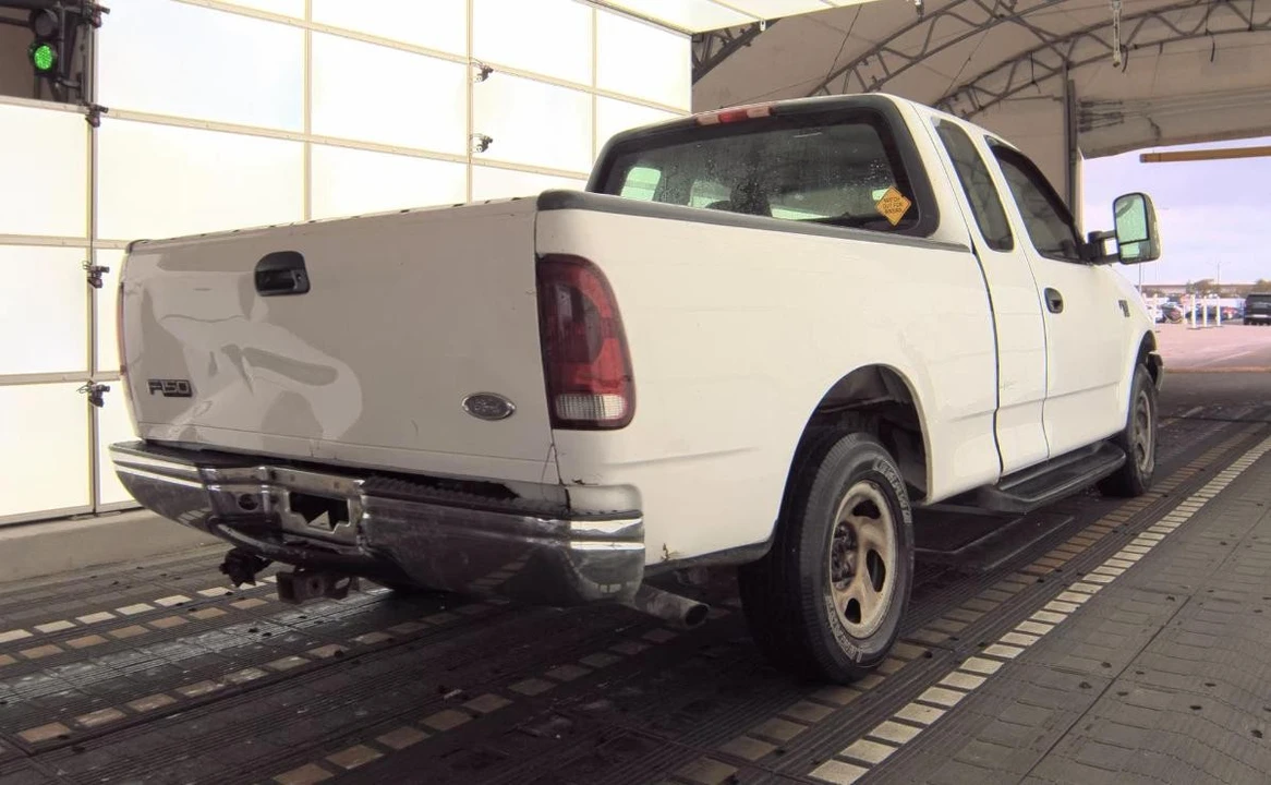 2002 Ford F-150 10th Gen - Image 4 of 10
