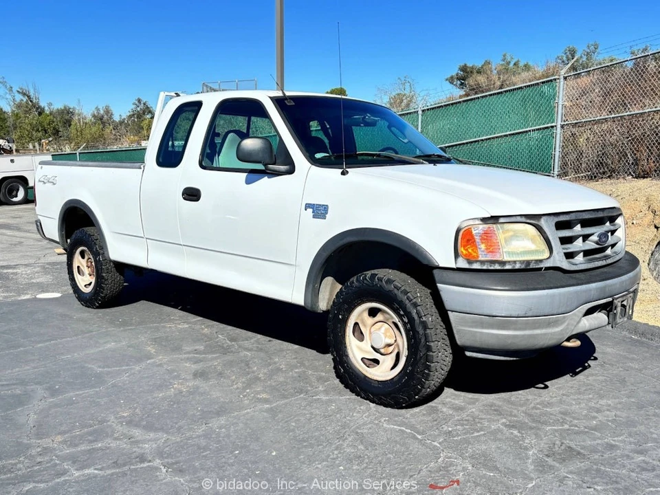 2002 Ford F-150 10th Gen - Image 2 of 12