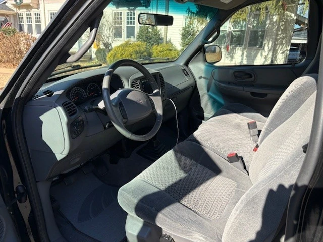 2002 Ford F-150 10th Gen - Image 7 of 15