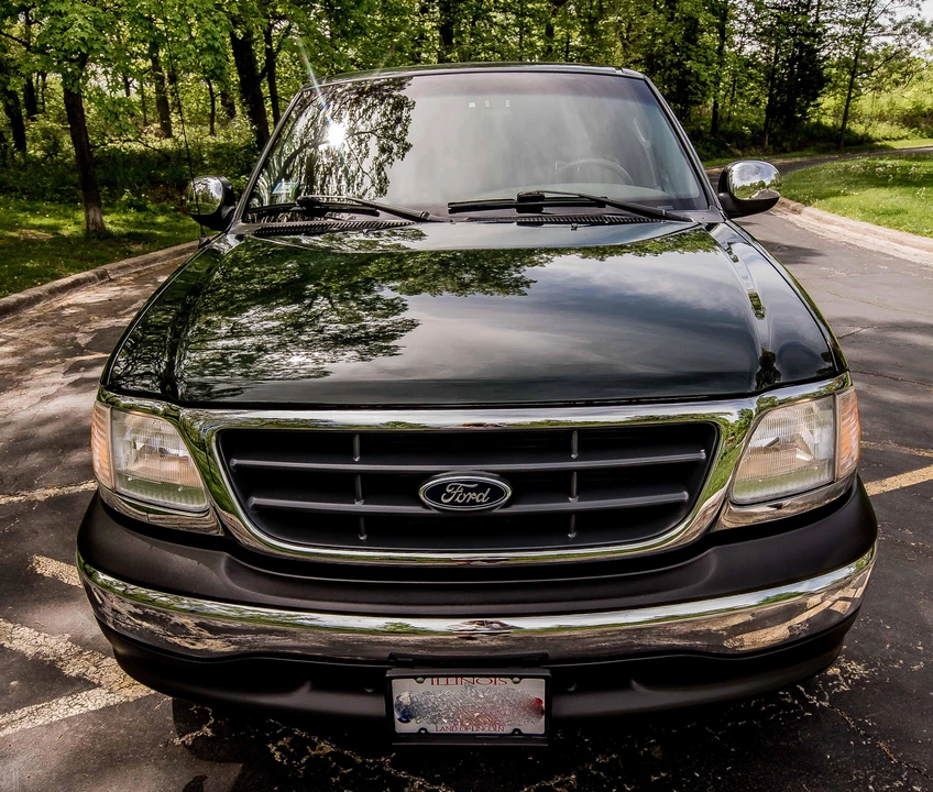 2002 Ford F-150 10th Gen - Image 6 of 31