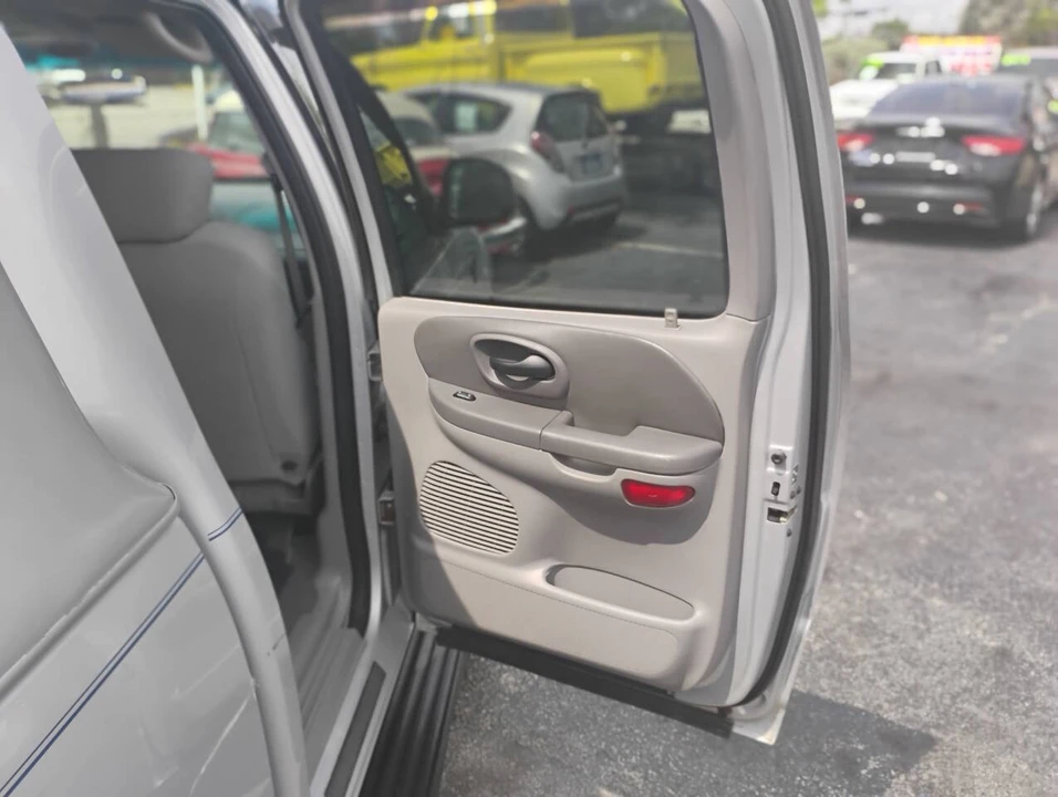 2002 Ford F-150 10th Gen - Image 12 of 20