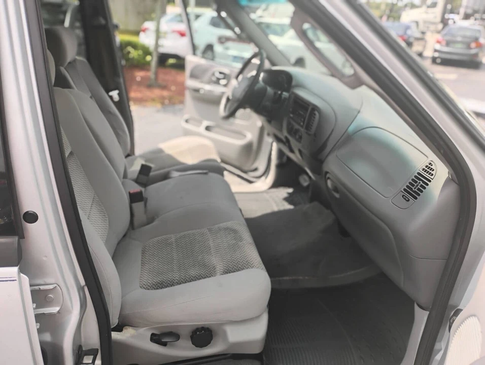 2002 Ford F-150 10th Gen - Image 13 of 20
