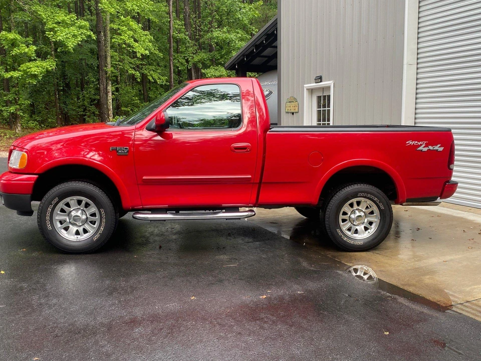 2002 Ford F-150 10th Gen - Image 11 of 31