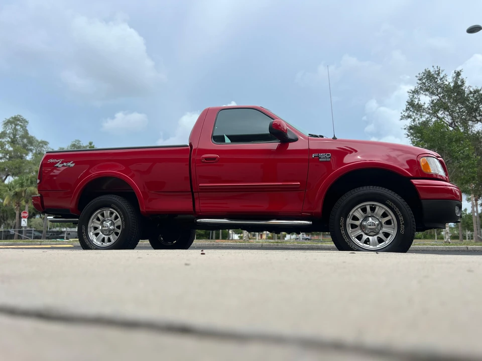 2002 Ford F-150 10th Gen - Image 25 of 31