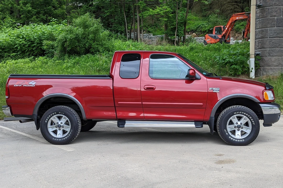 2002 Ford F-150 10th Gen - Image 3 of 31