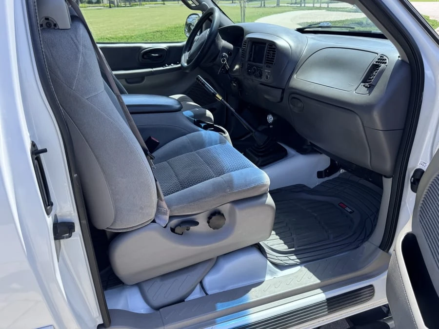2002 Ford F-150 10th Gen - Image 11 of 18
