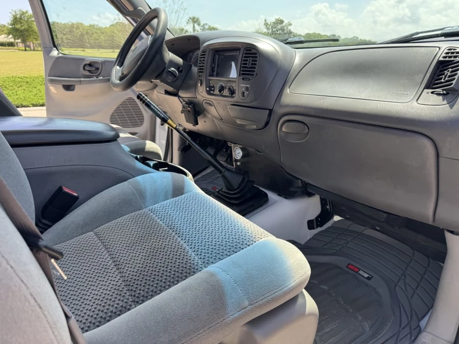 2002 Ford F-150 10th Gen - Image 13 of 18