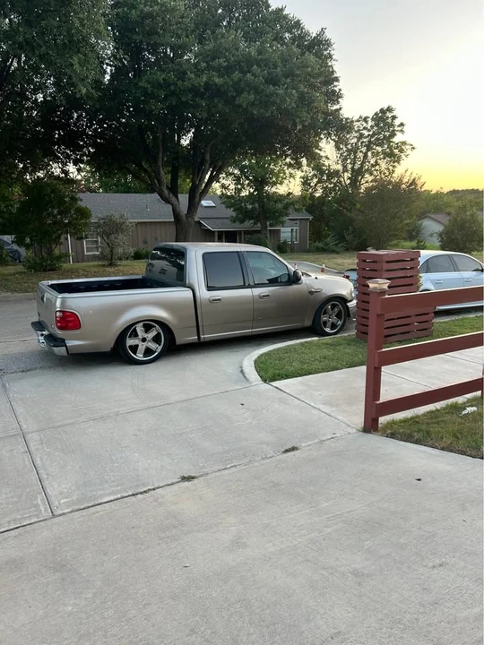 2002 Ford F-150 10th Gen - Image 9 of 10