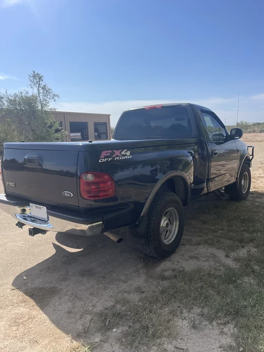 2002 Ford F-150 10th Gen - Image 8 of 18