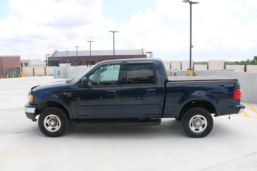 2002 Ford F-150 10th Gen - Image 7 of 31