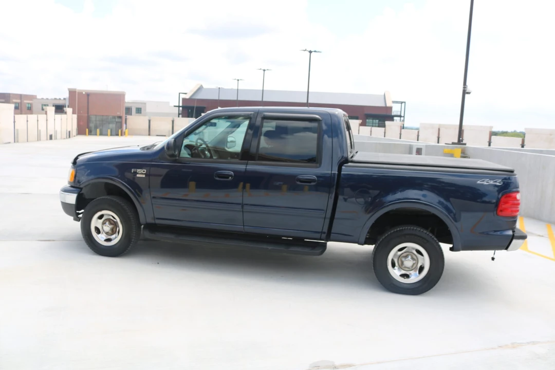 2002 Ford F-150 10th Gen - Image 8 of 31