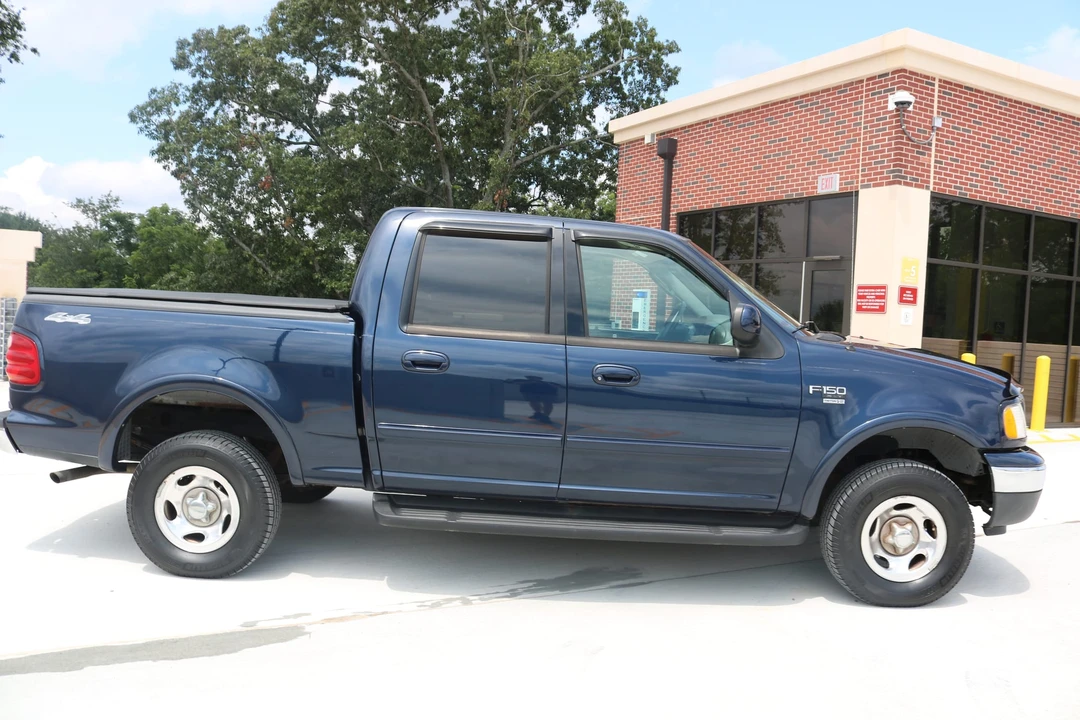 2002 Ford F-150 10th Gen - Image 18 of 31