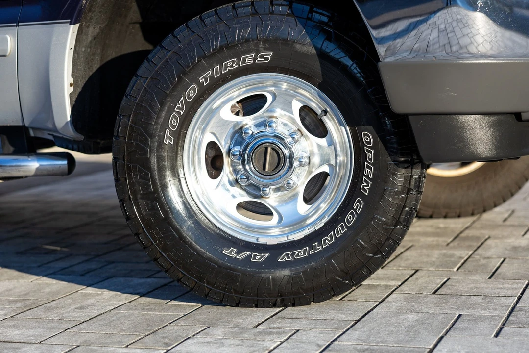 2002 Ford Super Duty 1st Gen - Image 3 of 21