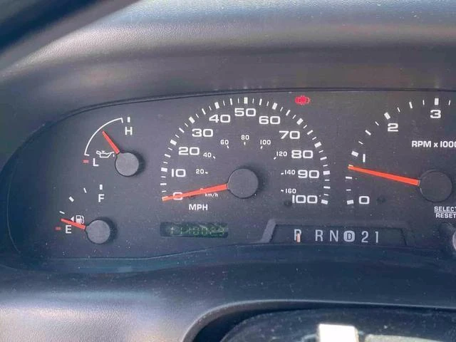 2002 Ford Super Duty 1st Gen - Image 10 of 15