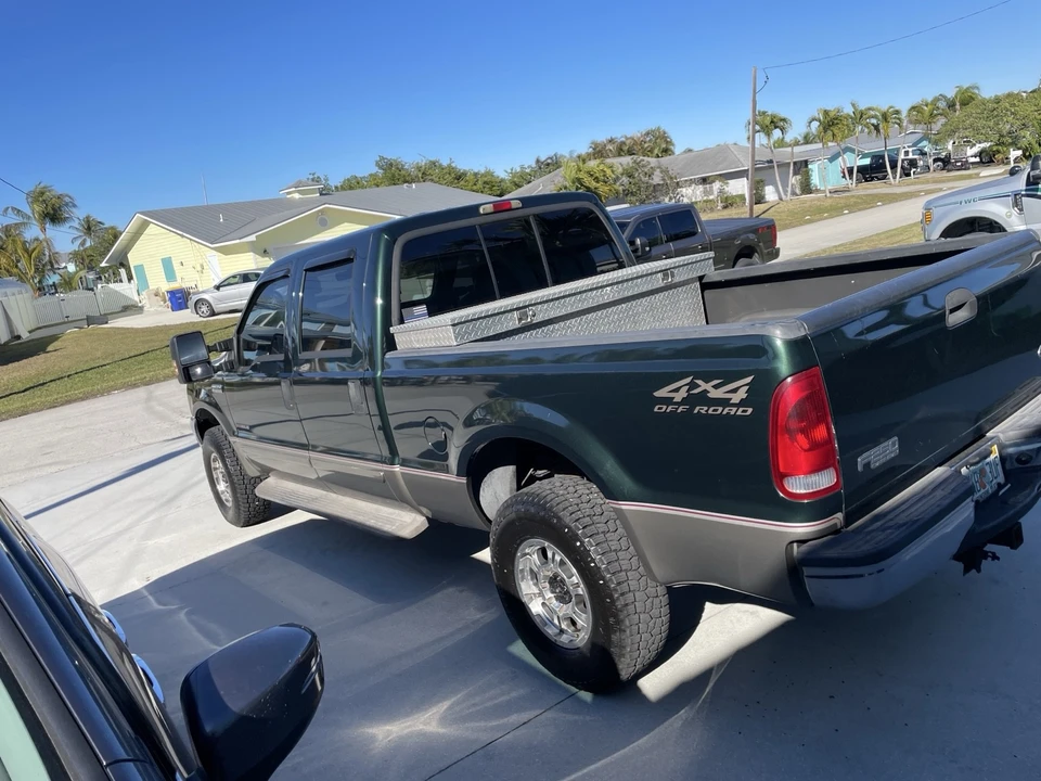 2002 Ford Super Duty 1st Gen - Image 10 of 21