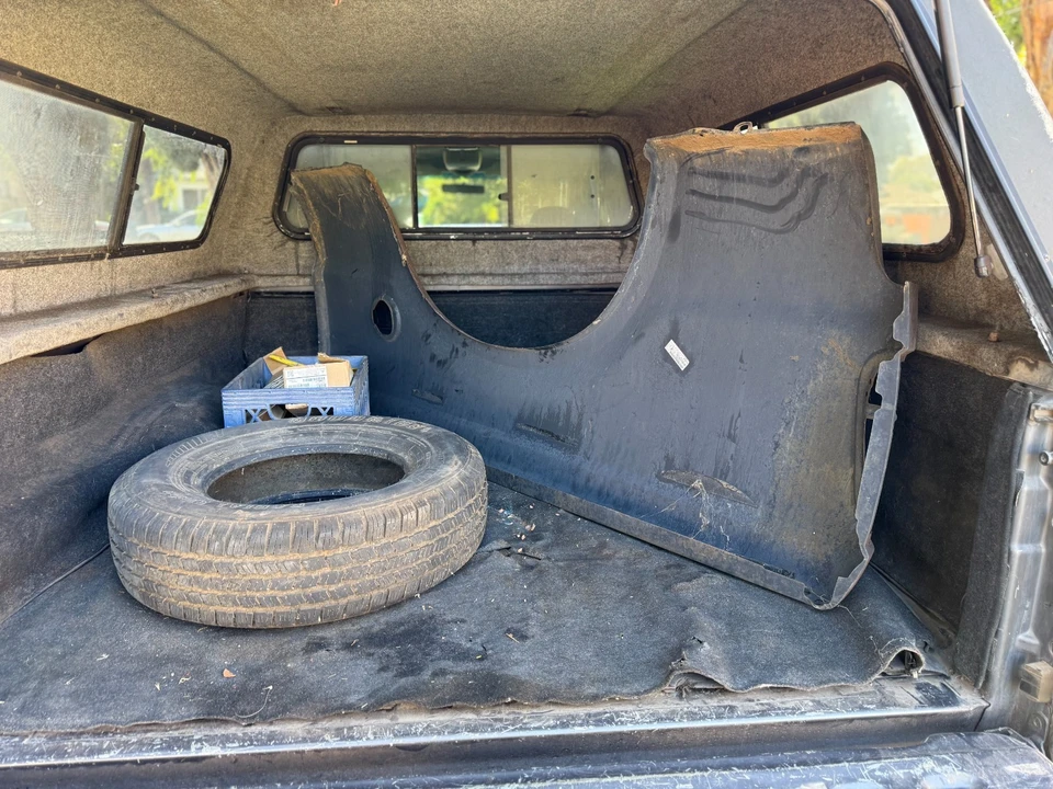 2002 Ford Super Duty 1st Gen - Image 6 of 12