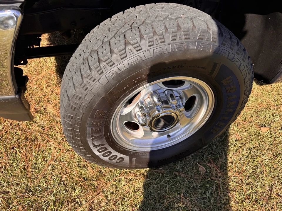 2002 Ford Super Duty 1st Gen - Image 9 of 21