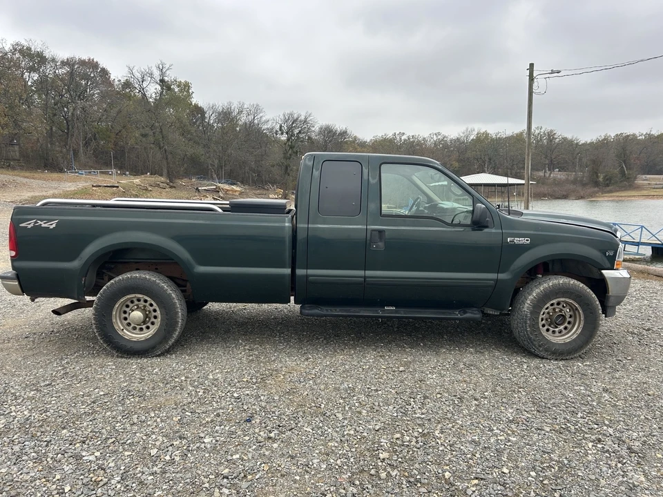 2002 Ford Super Duty 1st Gen - Image 2 of 14
