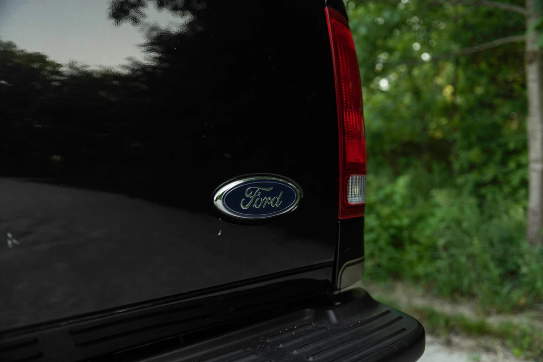 2002 Ford Super Duty 1st Gen - Image 27 of 31