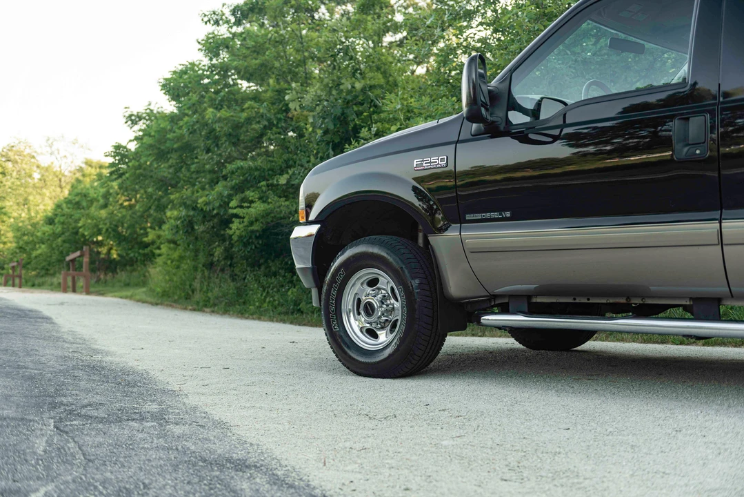 2002 Ford Super Duty 1st Gen - Image 17 of 31