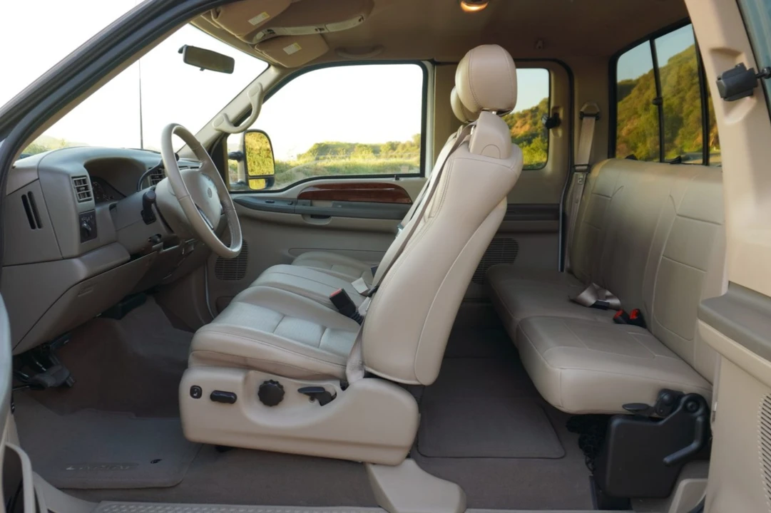 2002 Ford Super Duty 1st Gen - Image 4 of 8