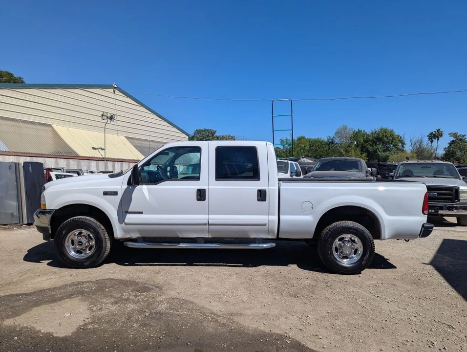 2002 Ford Super Duty 1st Gen - Image 2 of 16