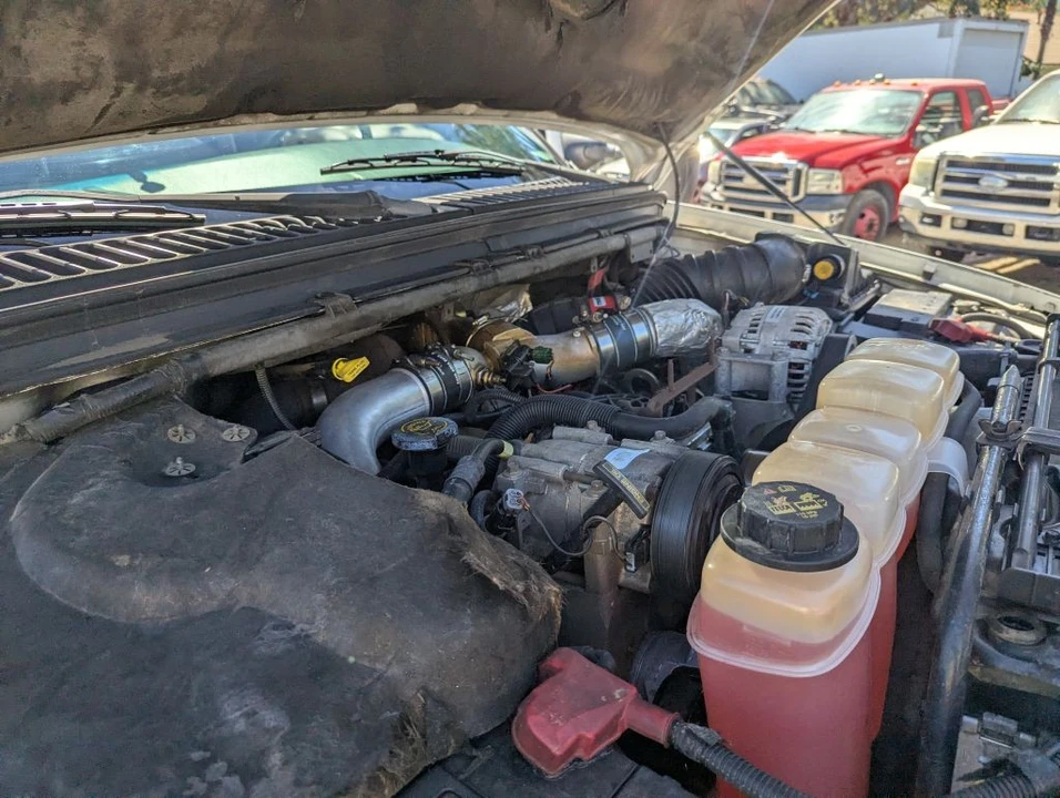 2002 Ford Super Duty 1st Gen - Image 15 of 16