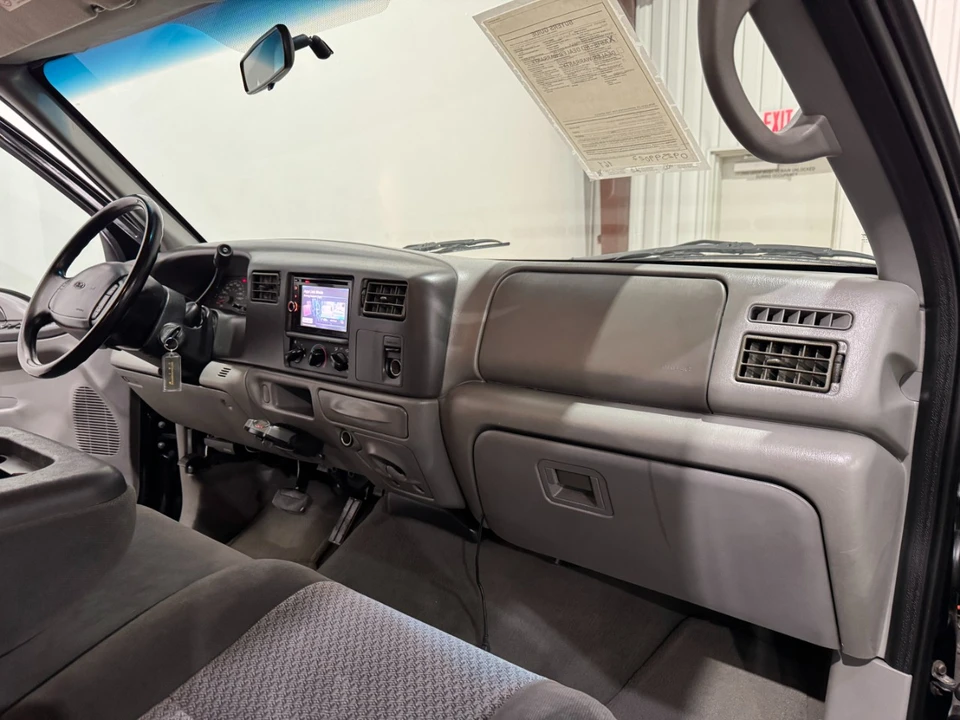 2002 Ford Super Duty 1st Gen - Image 10 of 12