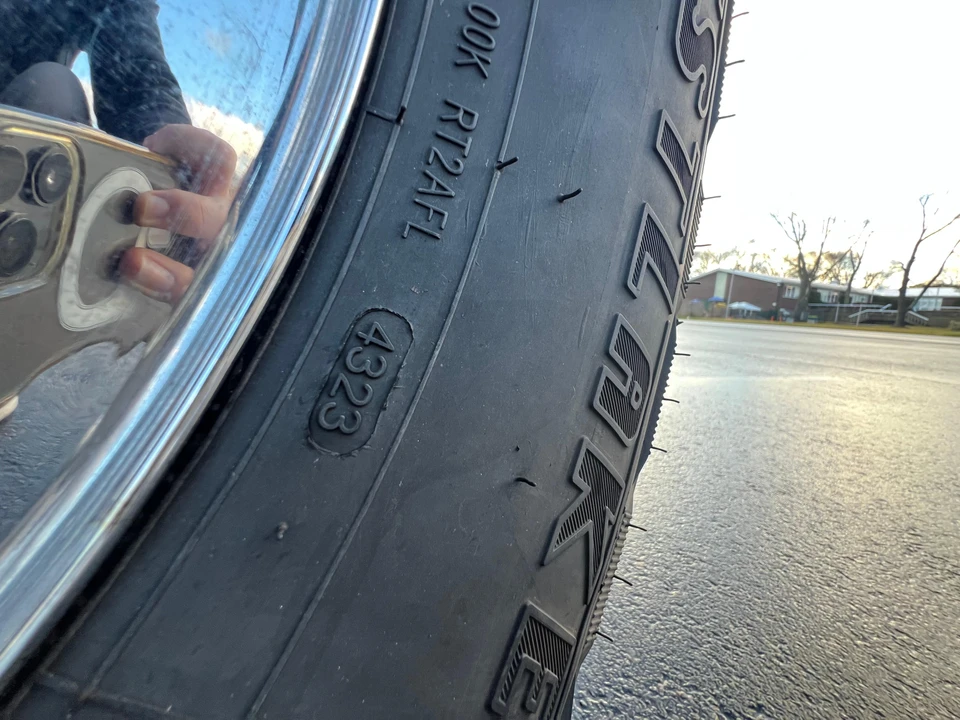 2002 Ford Super Duty 1st Gen - Image 21 of 31