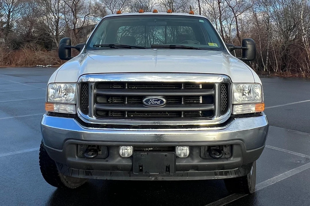 2002 Ford Super Duty 1st Gen - Image 2 of 31