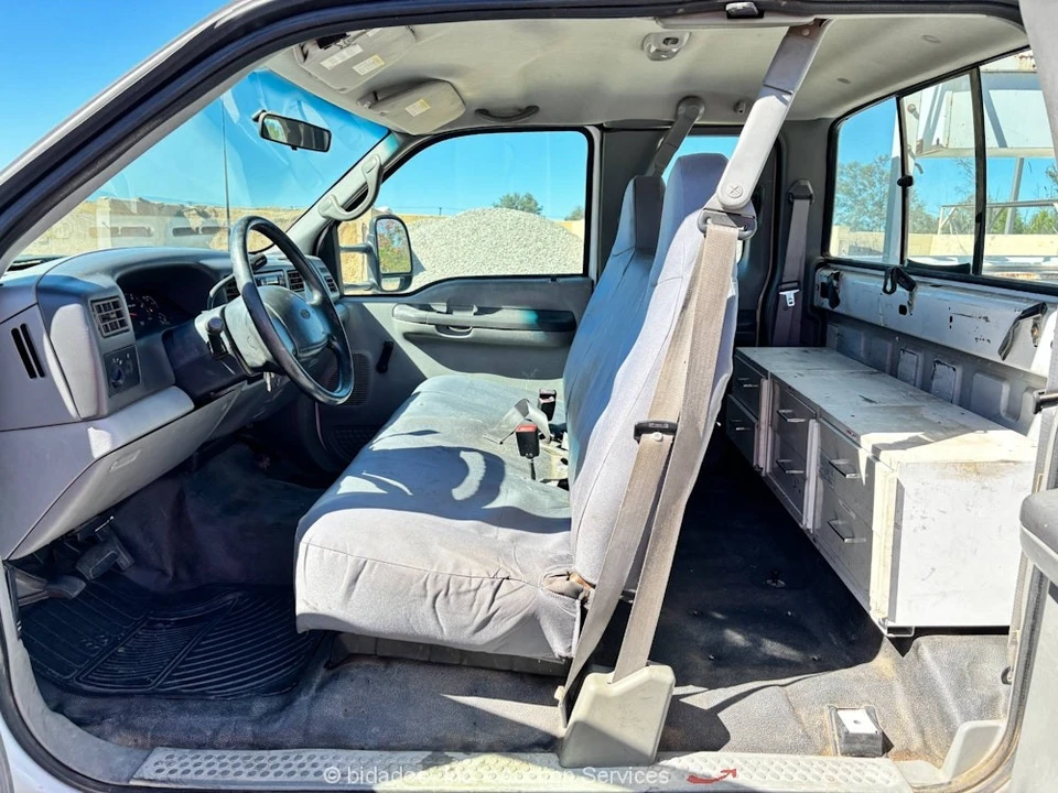 2002 Ford Super Duty 1st Gen - Image 11 of 12