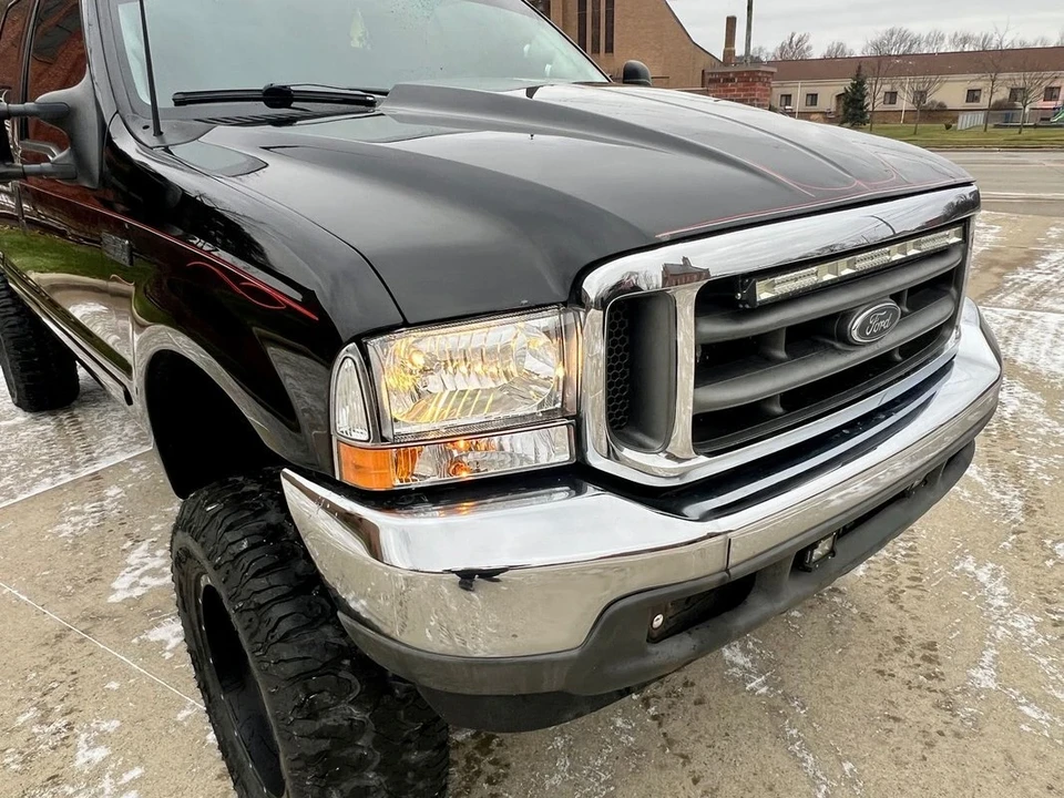 2002 Ford Super Duty 1st Gen - Image 10 of 12