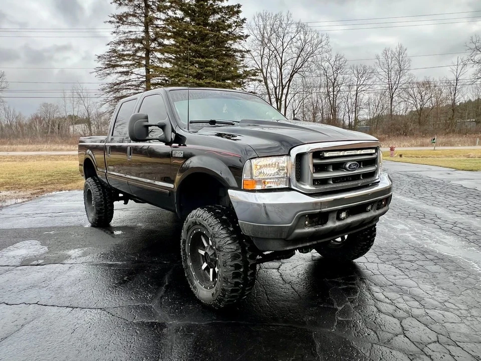 2002 Ford Super Duty 1st Gen - Image 16 of 21