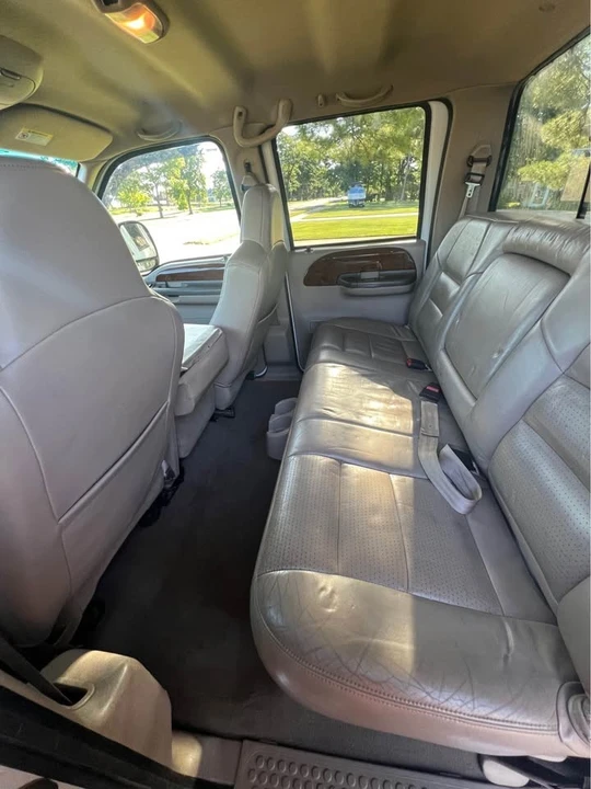 2002 Ford Super Duty 1st Gen - Image 6 of 13