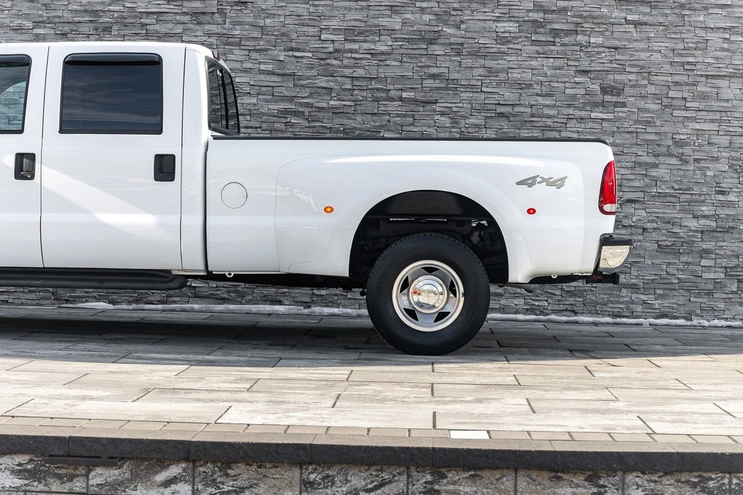 2002 Ford Super Duty 1st Gen - Image 8 of 21