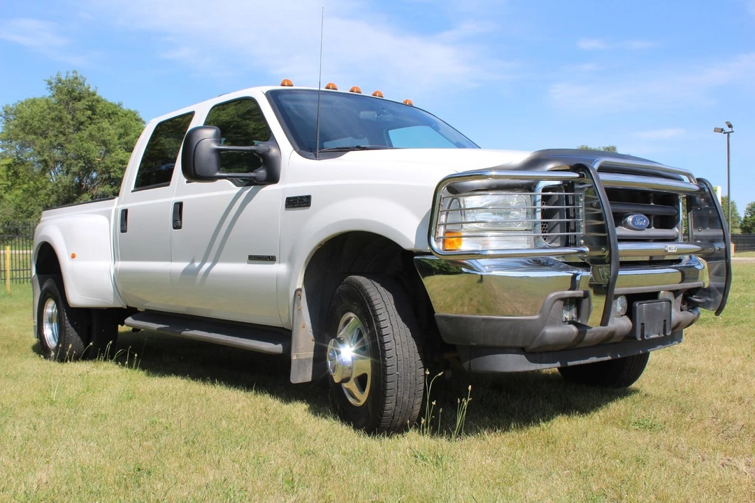 2002 Ford Super Duty 1st Gen - Image 11 of 12