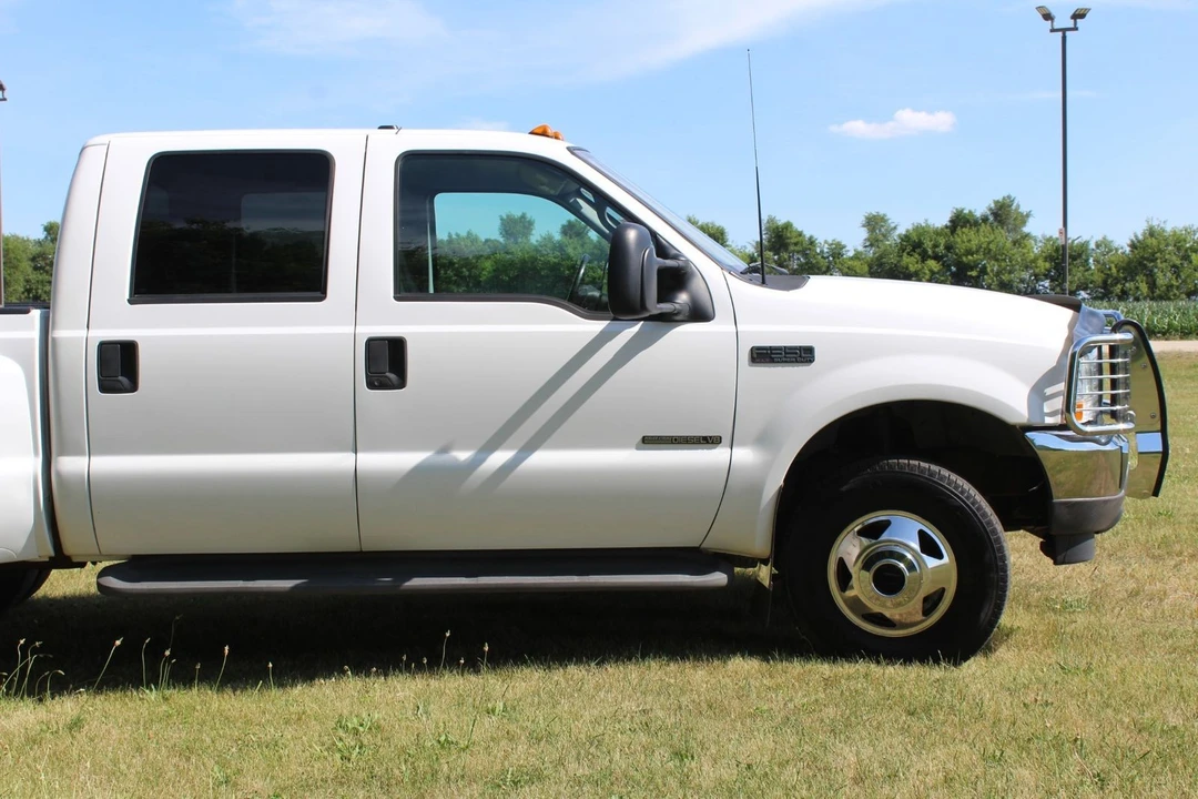 2002 Ford Super Duty 1st Gen - Image 9 of 12